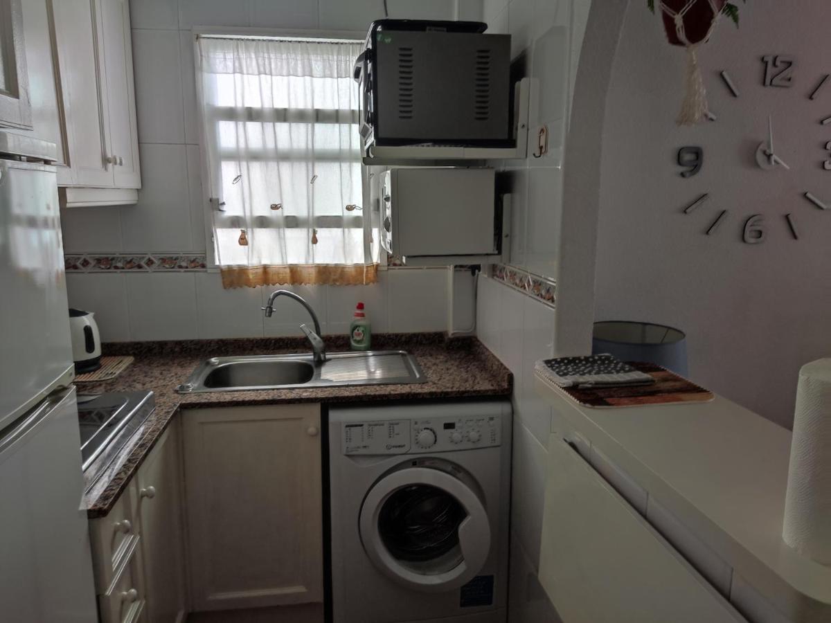 Ak Apartamento En Torrevieja Zewnętrze zdjęcie